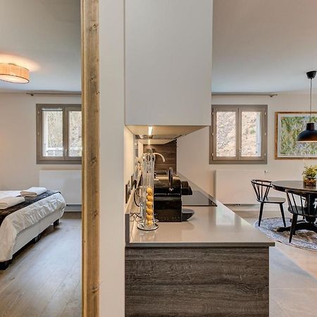 White Pearl A02 - Alpes Travel - Chamonix - Sleeps 4 Apartment Екстериор снимка