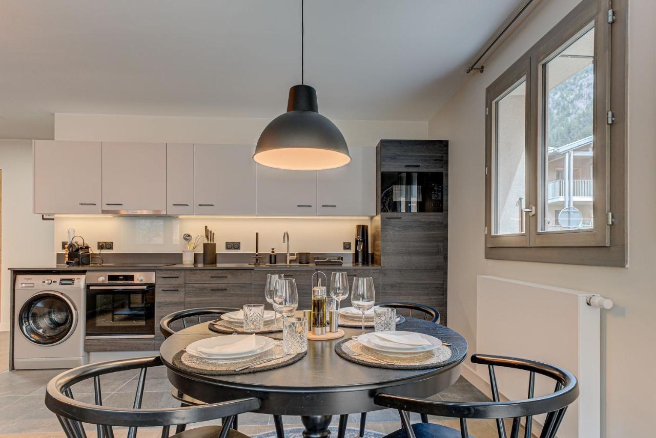 White Pearl A02 - Alpes Travel - Chamonix - Sleeps 4 Apartment Екстериор снимка